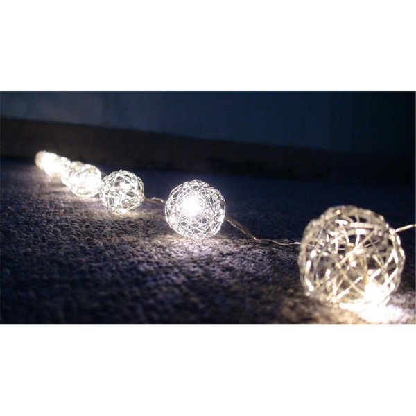 Perfect Holiday Perfect Holiday 600052 Battery Operated 10 LED Silver Wire Balls Light - Warm White 600052